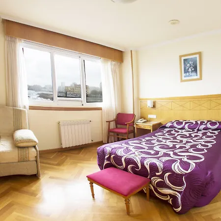 Cristal 2 2* La Corogne