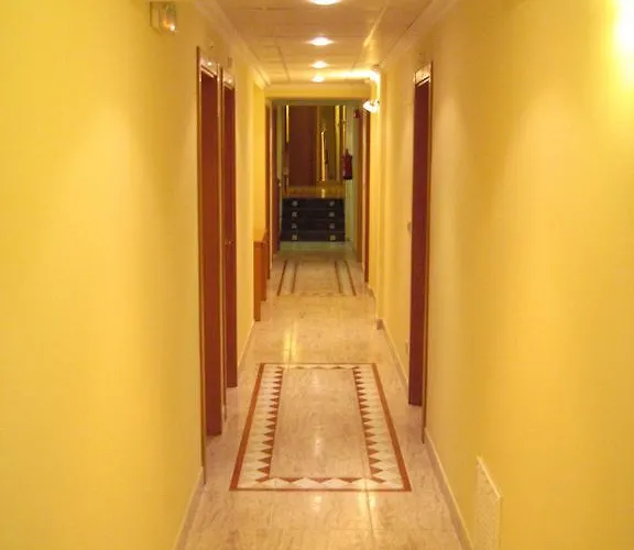 克瑞丝绦2号酒店 2* 拉科鲁尼亚