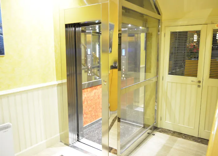 Cristal 2 2* A Coruña