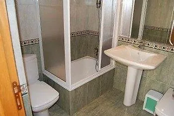 克瑞丝绦2号酒店 酒店